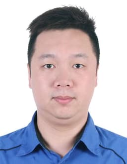 LI HUA 李华